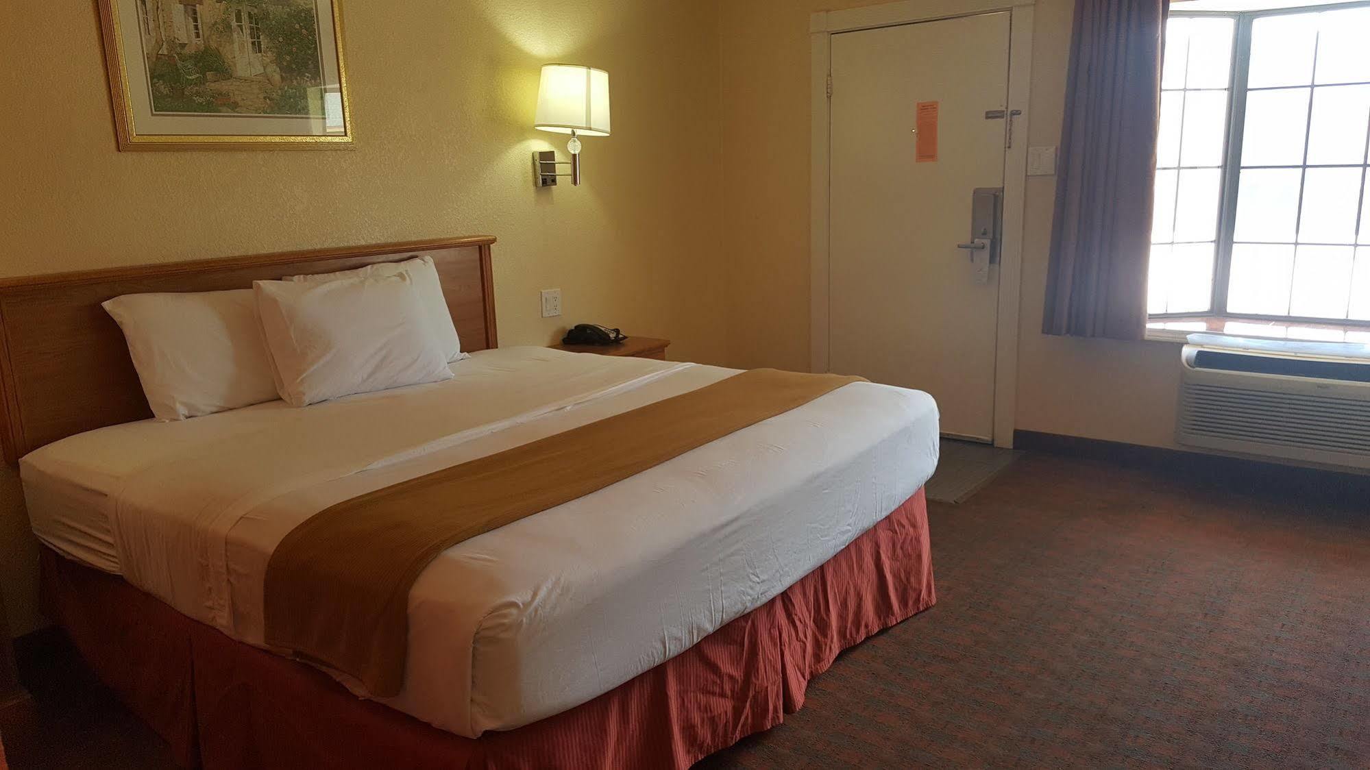 Stadium Motel Lubbock Zewnętrze zdjęcie